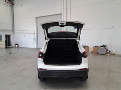 Nissan Qashqai 1.3 DIG-T 140 CV N-Connecta (6)