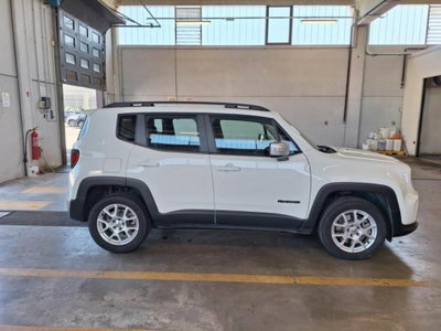 Jeep Renegade 1.3 T4 190CV PHEV 4xe AT6 Business Plus (5)