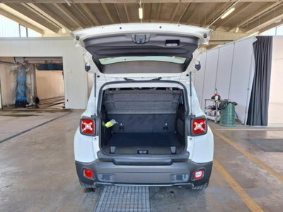 Jeep Renegade 1.3 T4 190CV PHEV 4xe AT6 Business Plus (6)