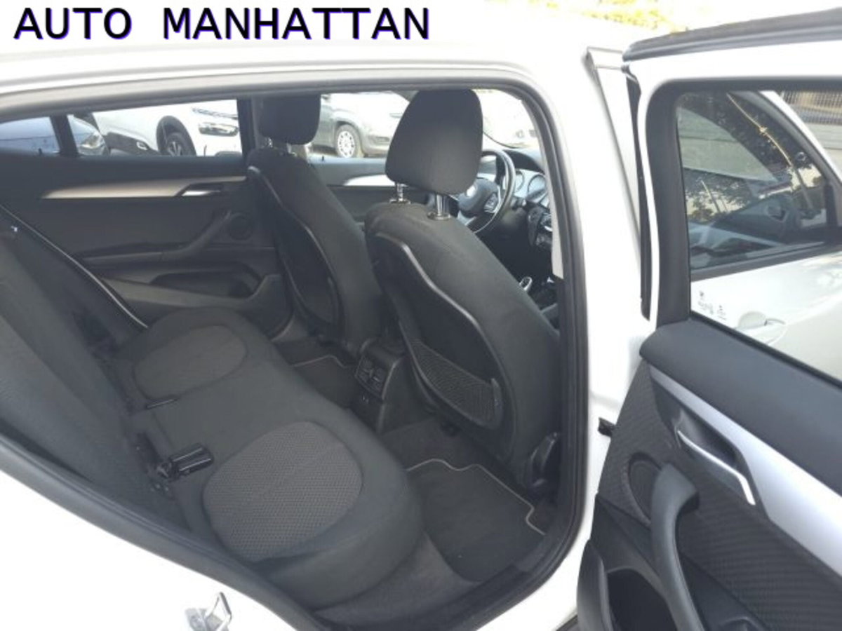 BMW X2 sDrive18d Business-X (9)