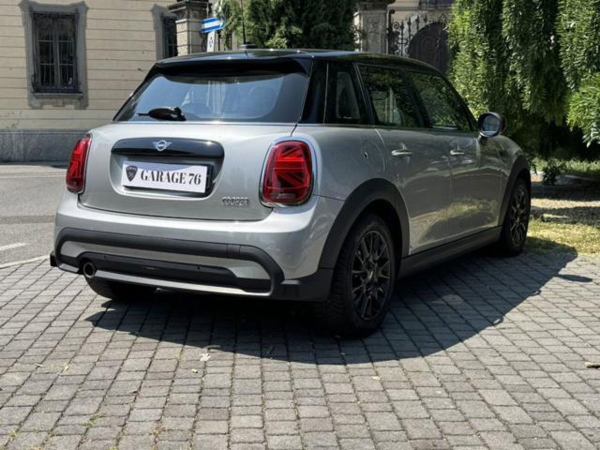 MINI Mini 1.5 Cooper Yours 5 porte (3)