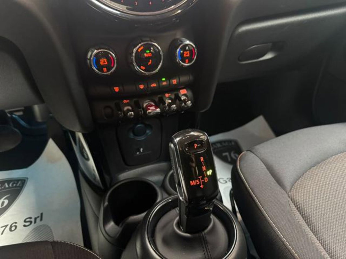 MINI Mini 1.5 Cooper Yours 5 porte (9)