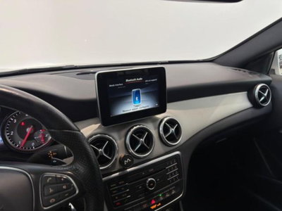 Mercedes-Benz GLA SUV 220 d Automatic 4Matic Premium (10)