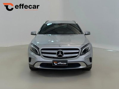 Mercedes-Benz GLA SUV 220 d Automatic 4Matic Premium (2)