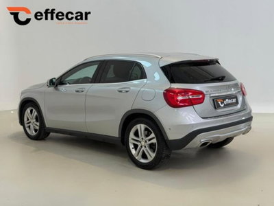 Mercedes-Benz GLA SUV 220 d Automatic 4Matic Premium (4)