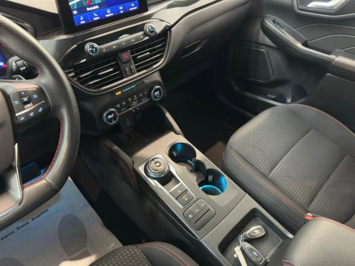 Ford Kuga 1.5 EcoBlue 120 CV aut. 2WD ST-Line X Design (11)