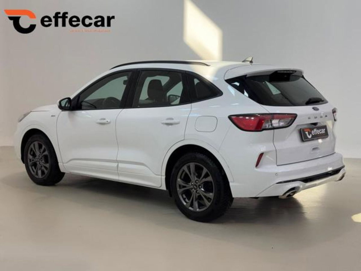 Ford Kuga 1.5 EcoBlue 120 CV aut. 2WD ST-Line X Design (4)