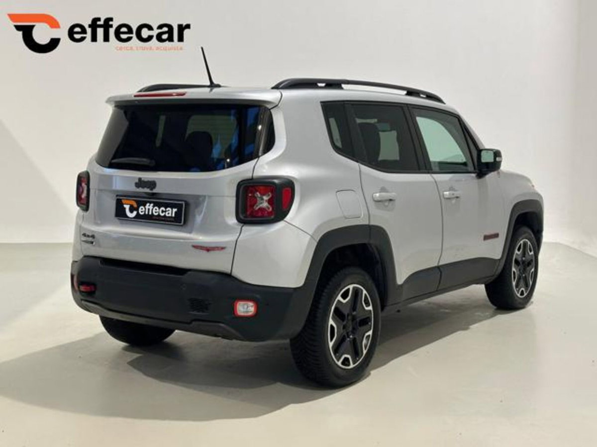 Jeep Renegade 2.0 Mjt 170CV 4WD Active Drive Low Trailhawk (6)