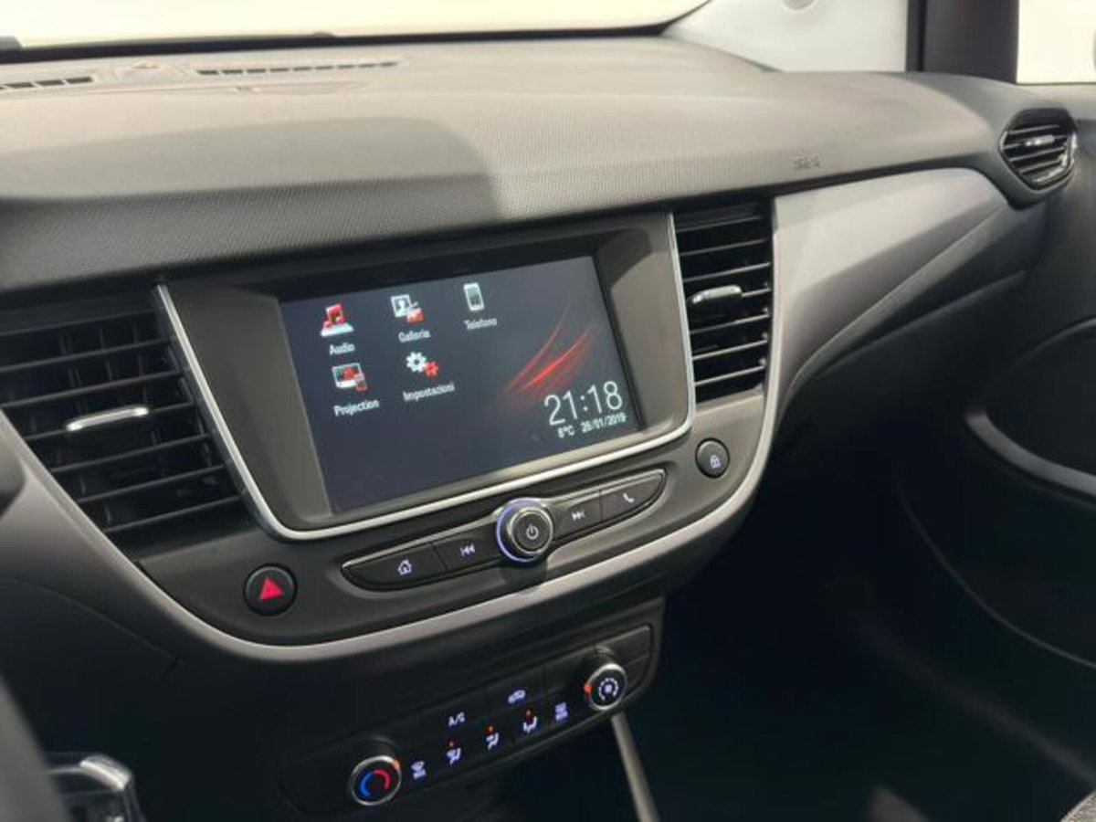 Opel Crossland X 1.2 12V (12)