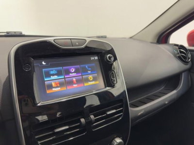 Renault Clio 1.5 dCi 90CV 5 porte Luxe (10)