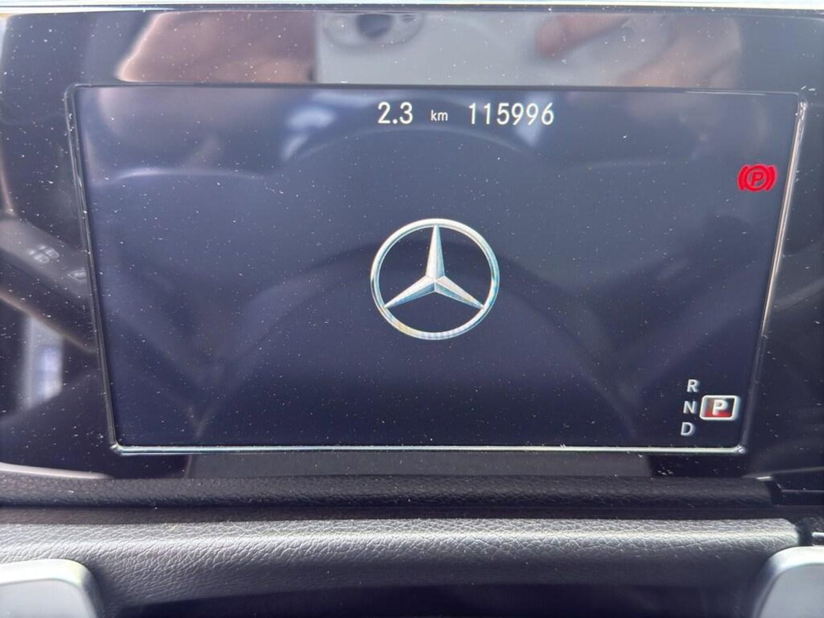 Mercedes-Benz GLB 200 d Automatic 4Matic Sport Plus (11)