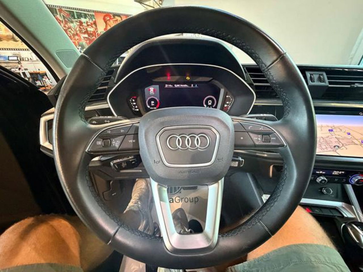 Audi Q3 35 2.0 tdi Business Advanced s-tronic (20)