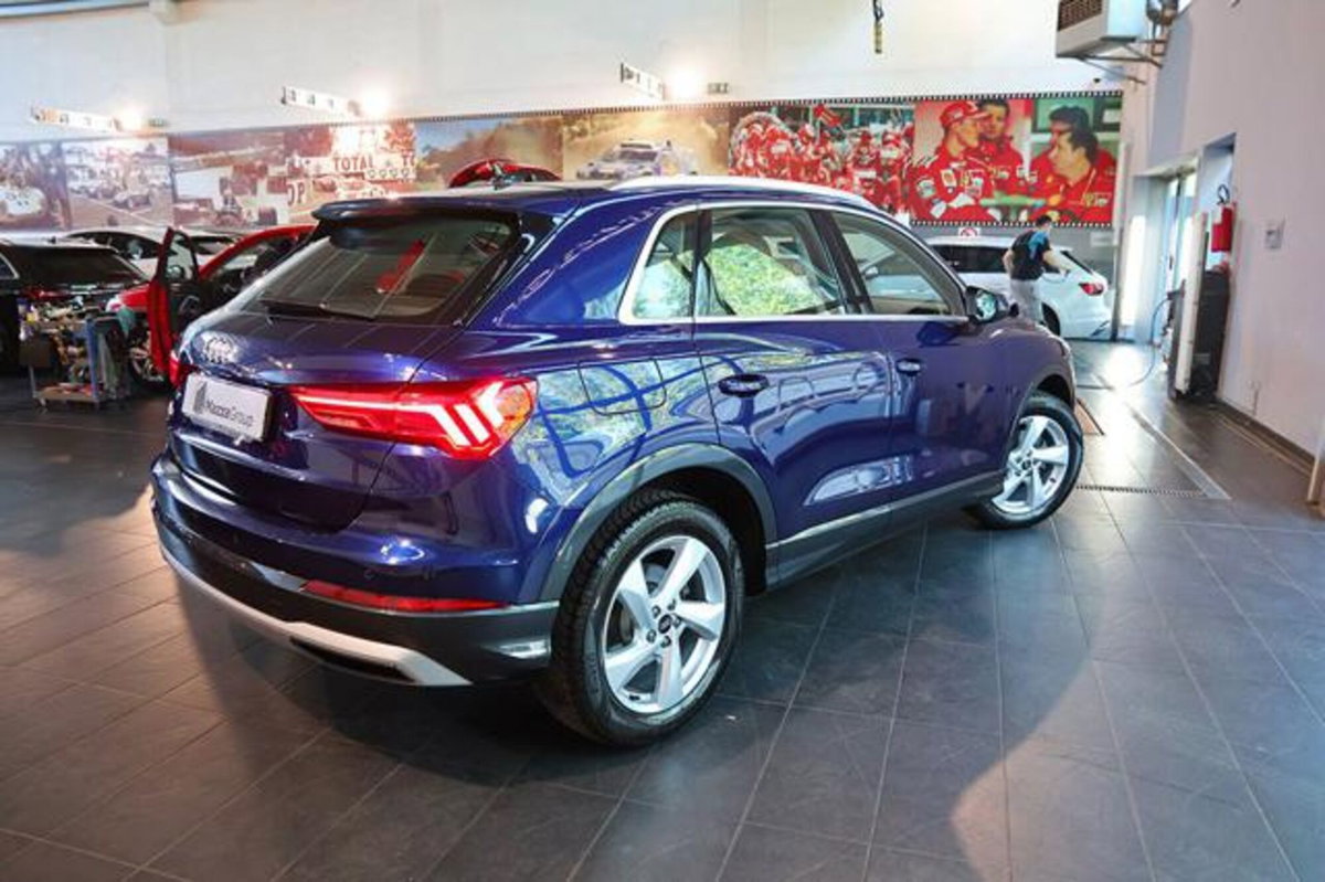 Audi Q3 35 2.0 tdi Business Advanced s-tronic (9)