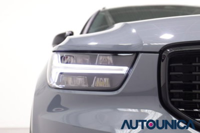Volvo XC40 T5 Recharge Plug-in Hybrid R-design (12)