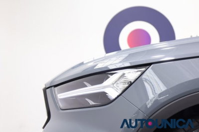 Volvo XC40 T5 Recharge Plug-in Hybrid R-design (18)