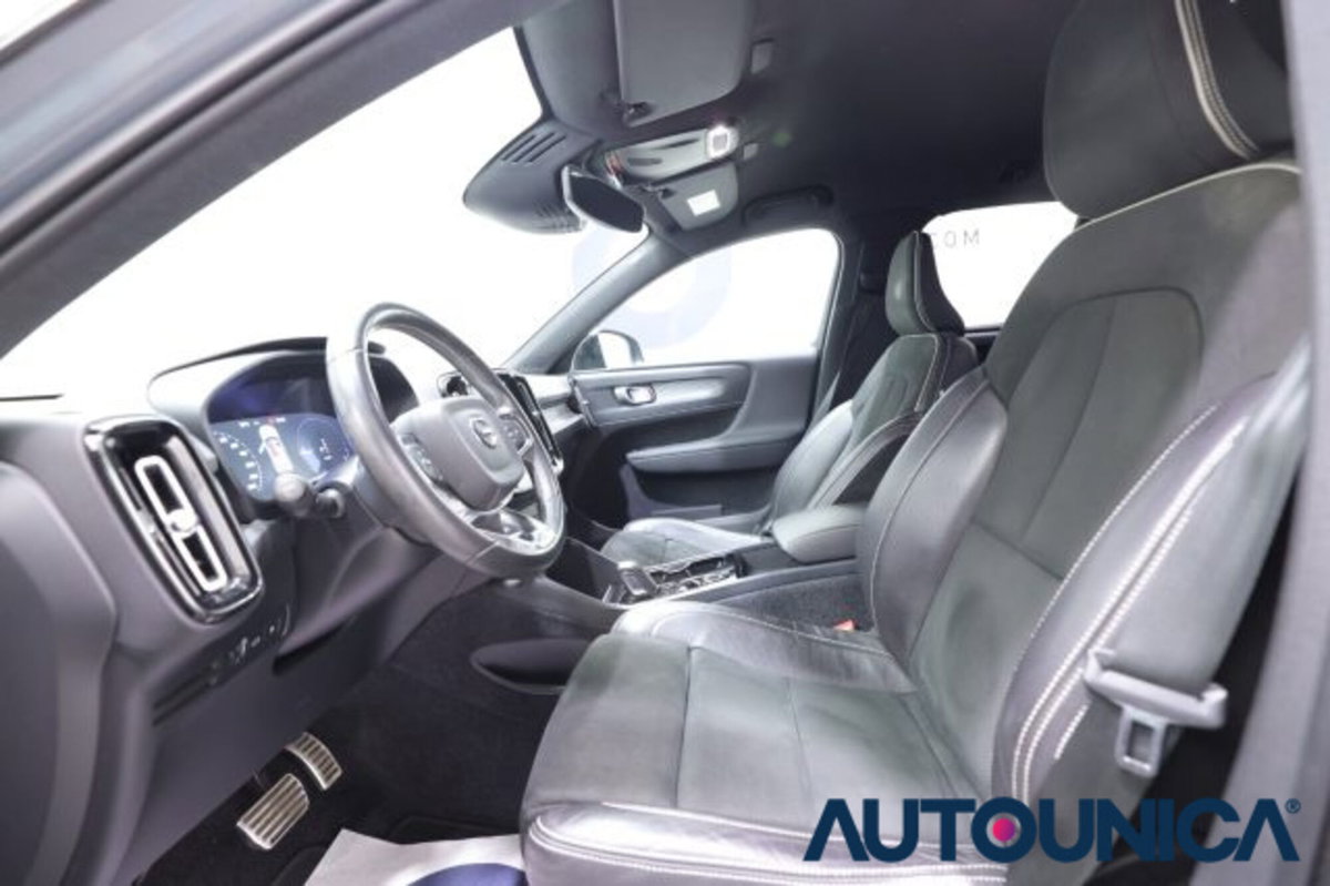 Volvo XC40 T5 Recharge Plug-in Hybrid R-design (19)