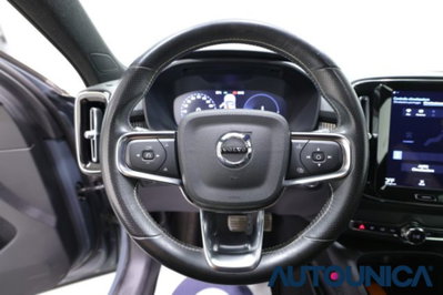 Volvo XC40 T5 Recharge Plug-in Hybrid R-design (7)