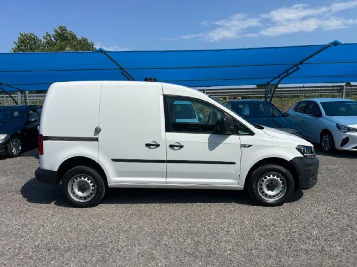 Volkswagen Veicoli Commerciali Caddy 2.0 TDI 122 CV 4MOTION Kombi (3)