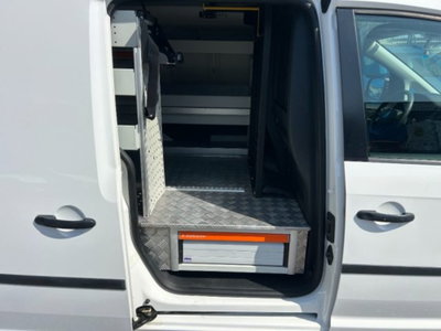 Volkswagen Veicoli Commerciali Caddy 2.0 TDI 122 CV 4MOTION Kombi (14)