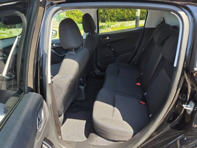 Peugeot 208 100 S&S 5 porte Signature (16)