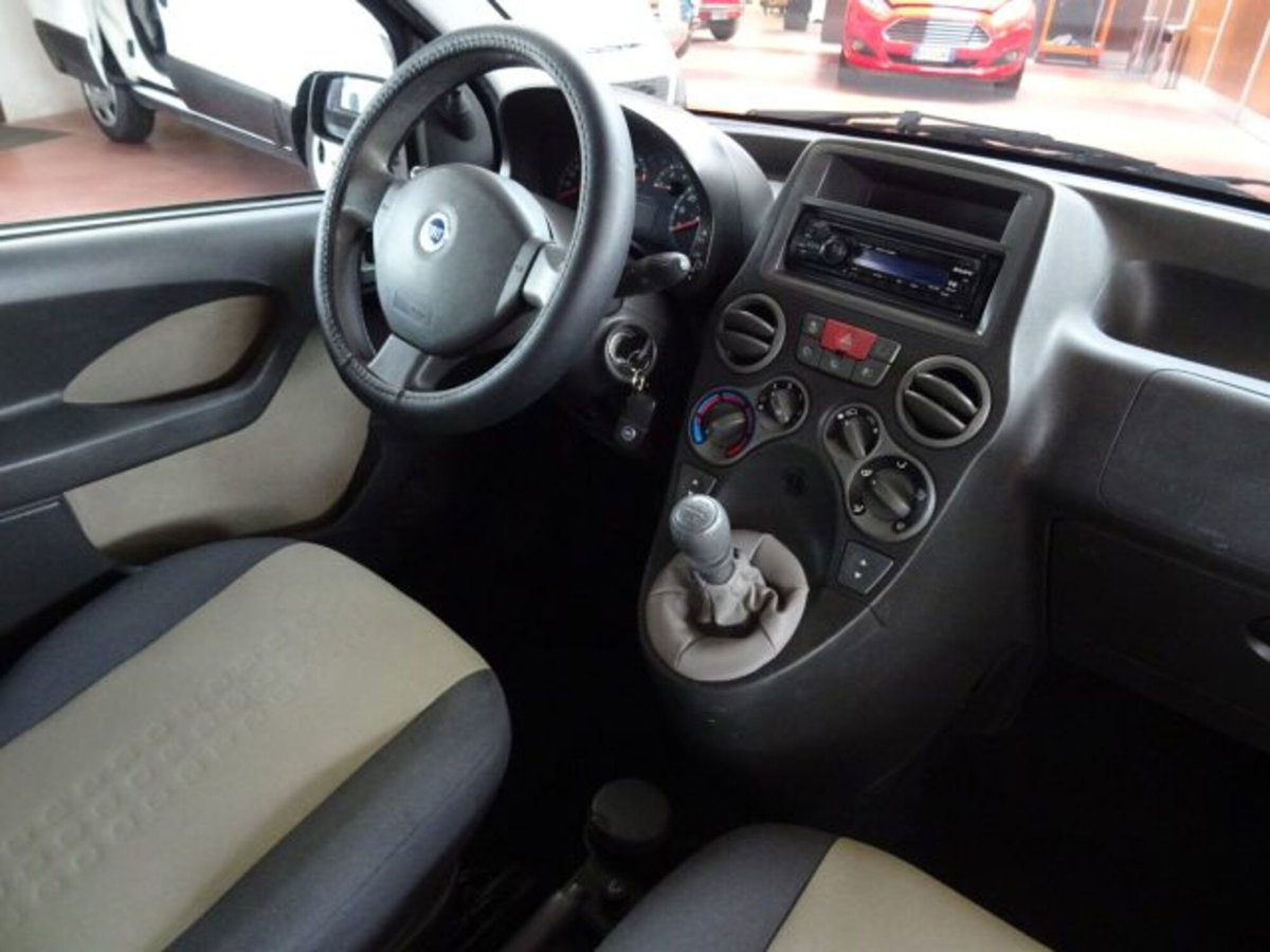 Fiat Panda 1.3 MJT 16V Dynamic (11)