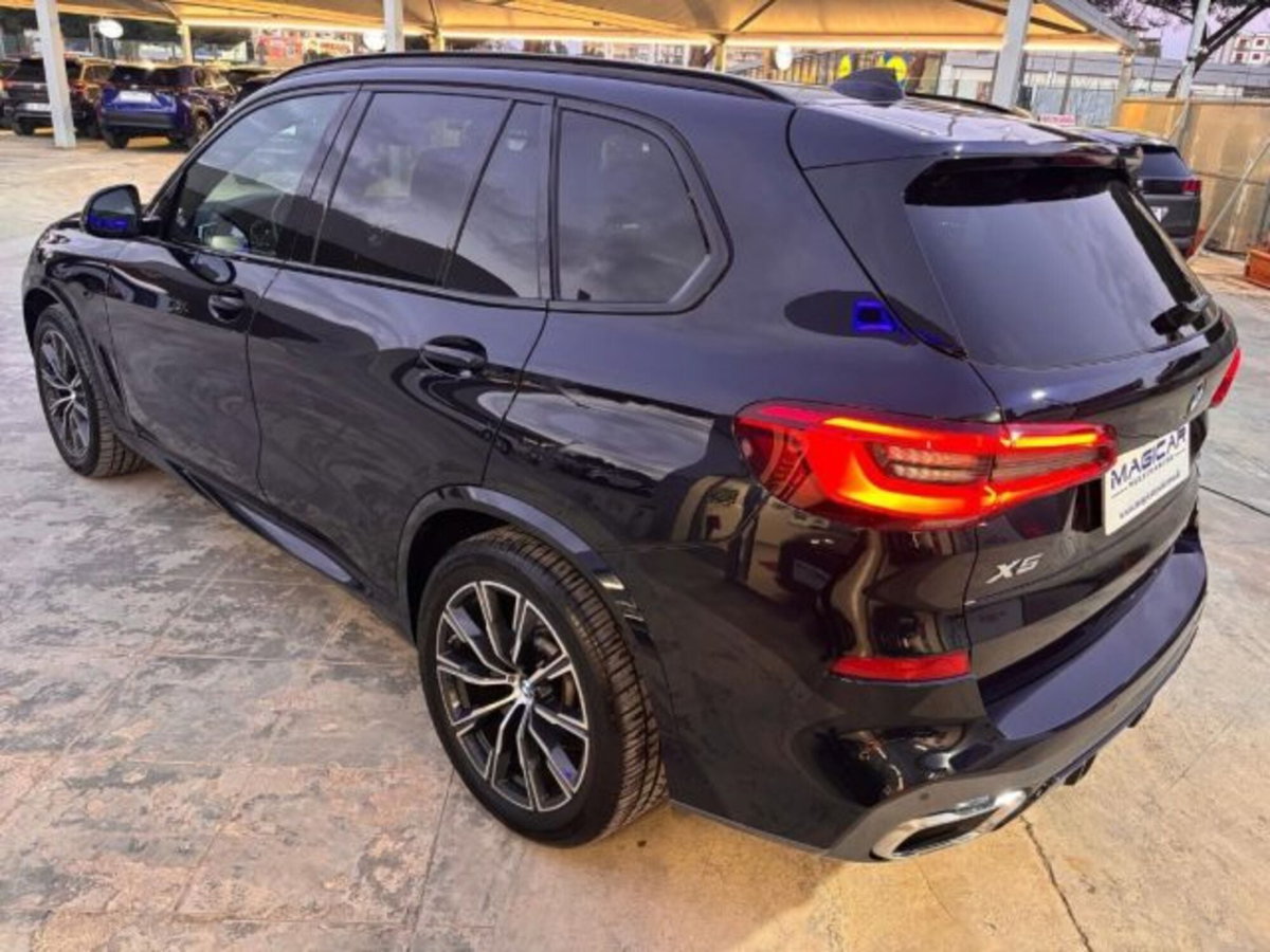BMW X5 xDrive30d Msport (5)