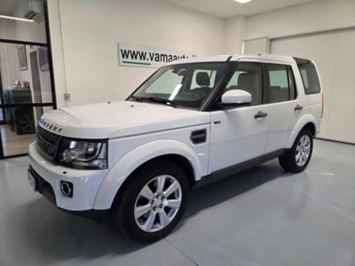 Land Rover Discovery 4 3.0 TDV6 211CV SE usata