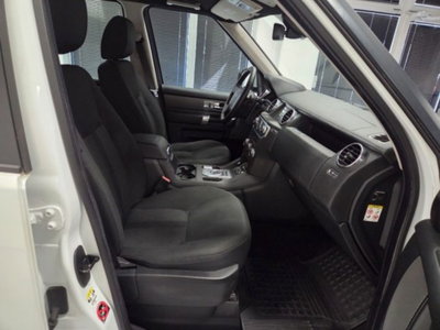 Land Rover Discovery 4 3.0 TDV6 211CV SE (19)