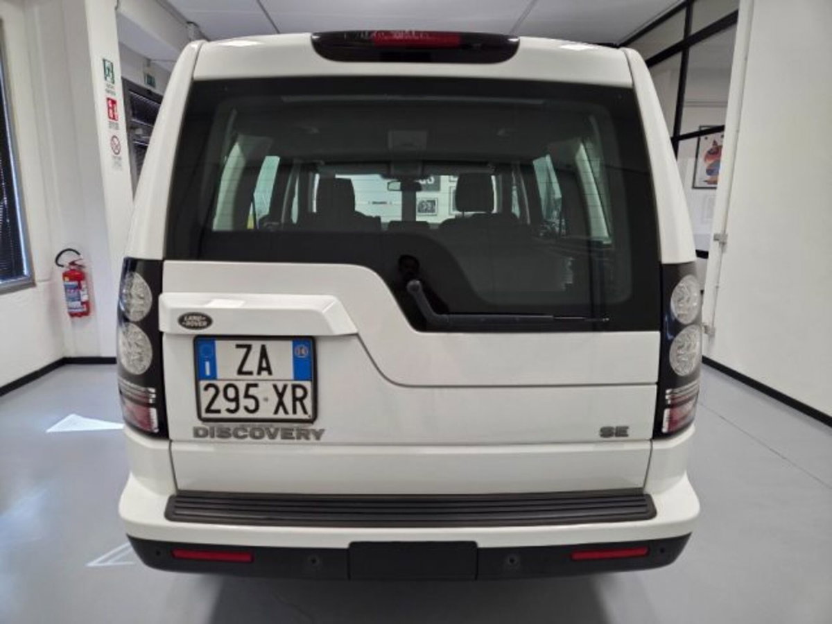 Land Rover Discovery 4 3.0 TDV6 211CV SE (5)