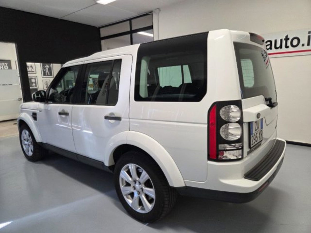 Land Rover Discovery 4 3.0 TDV6 211CV SE (6)