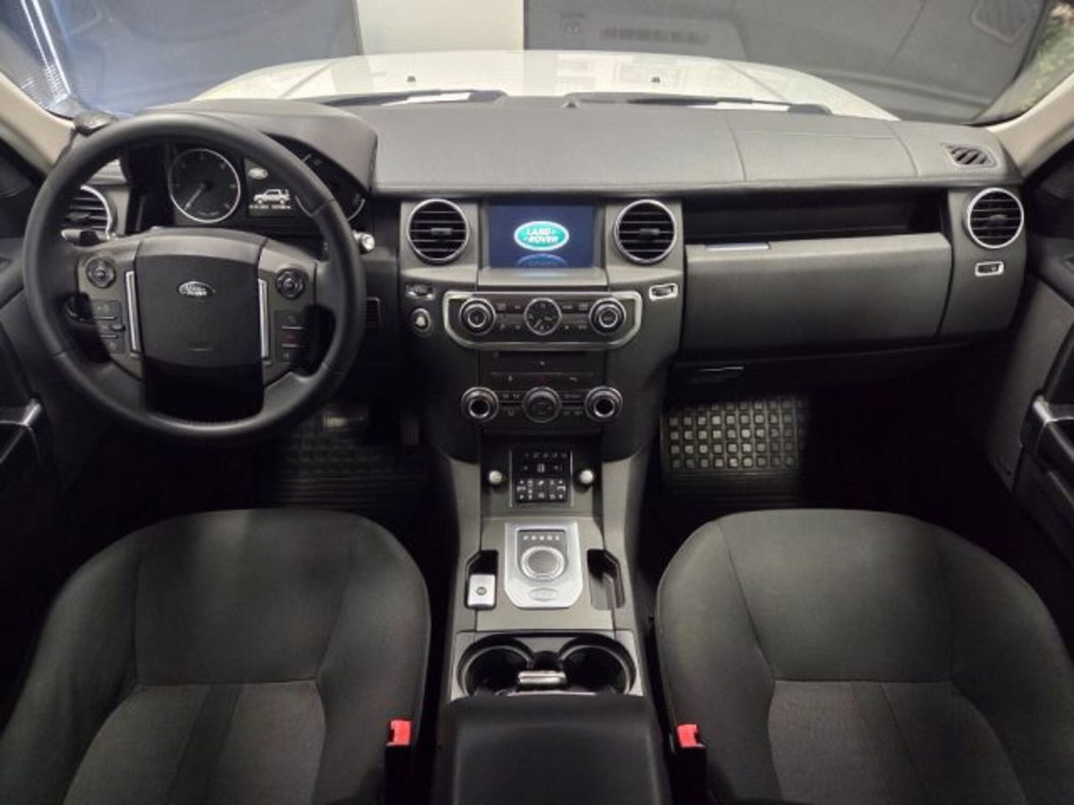 Land Rover Discovery 4 3.0 TDV6 211CV SE (8)
