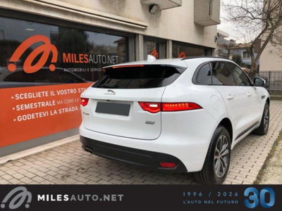 Jaguar F-Pace 2.0 D 180 CV AWD R-Sport (2)