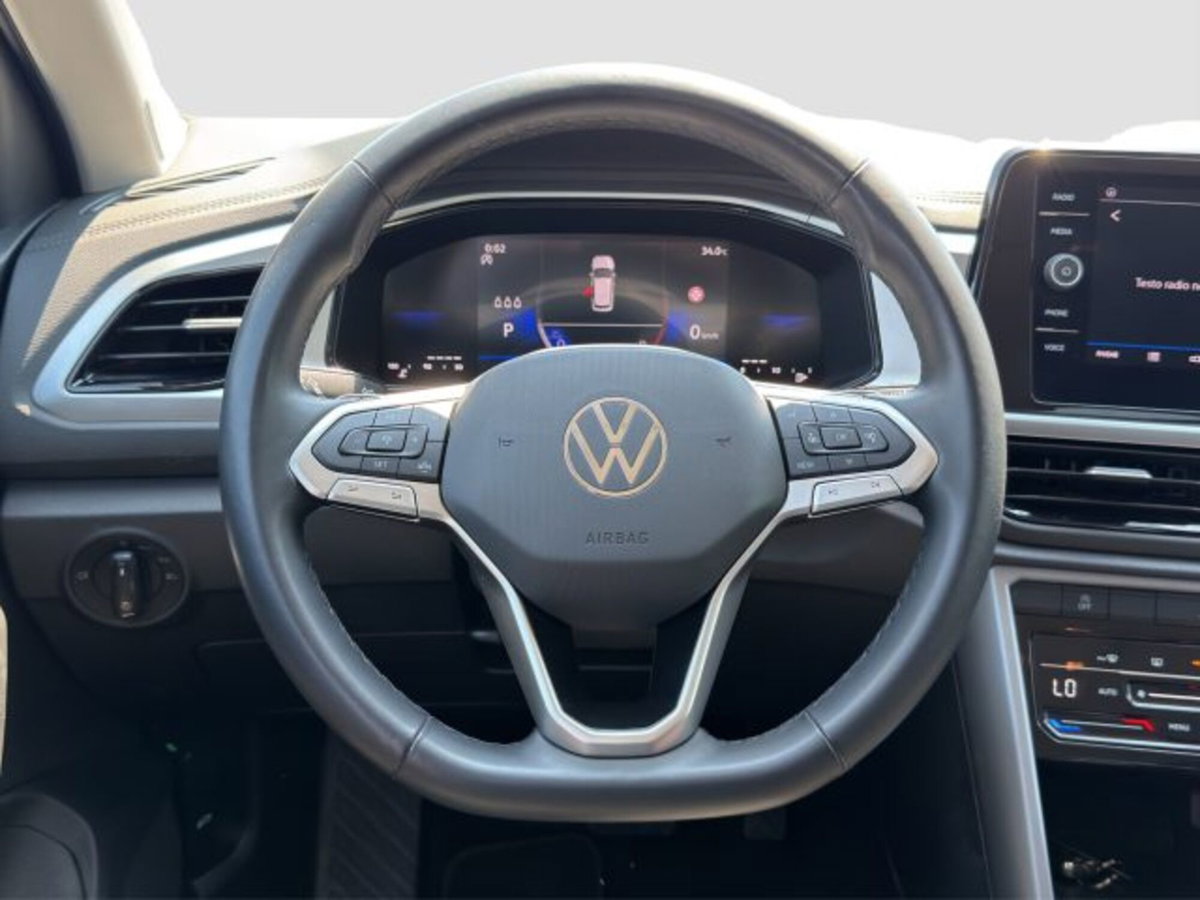 Volkswagen T-Roc 1.5 tsi Life dsg (13)