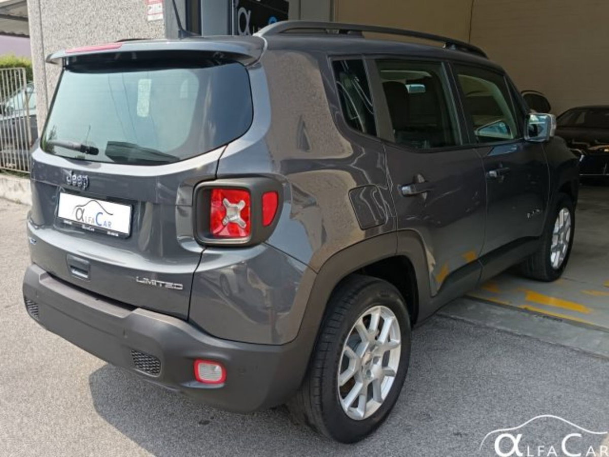Jeep Renegade 1.3 T4 190CV PHEV 4xe AT6 Limited (2)