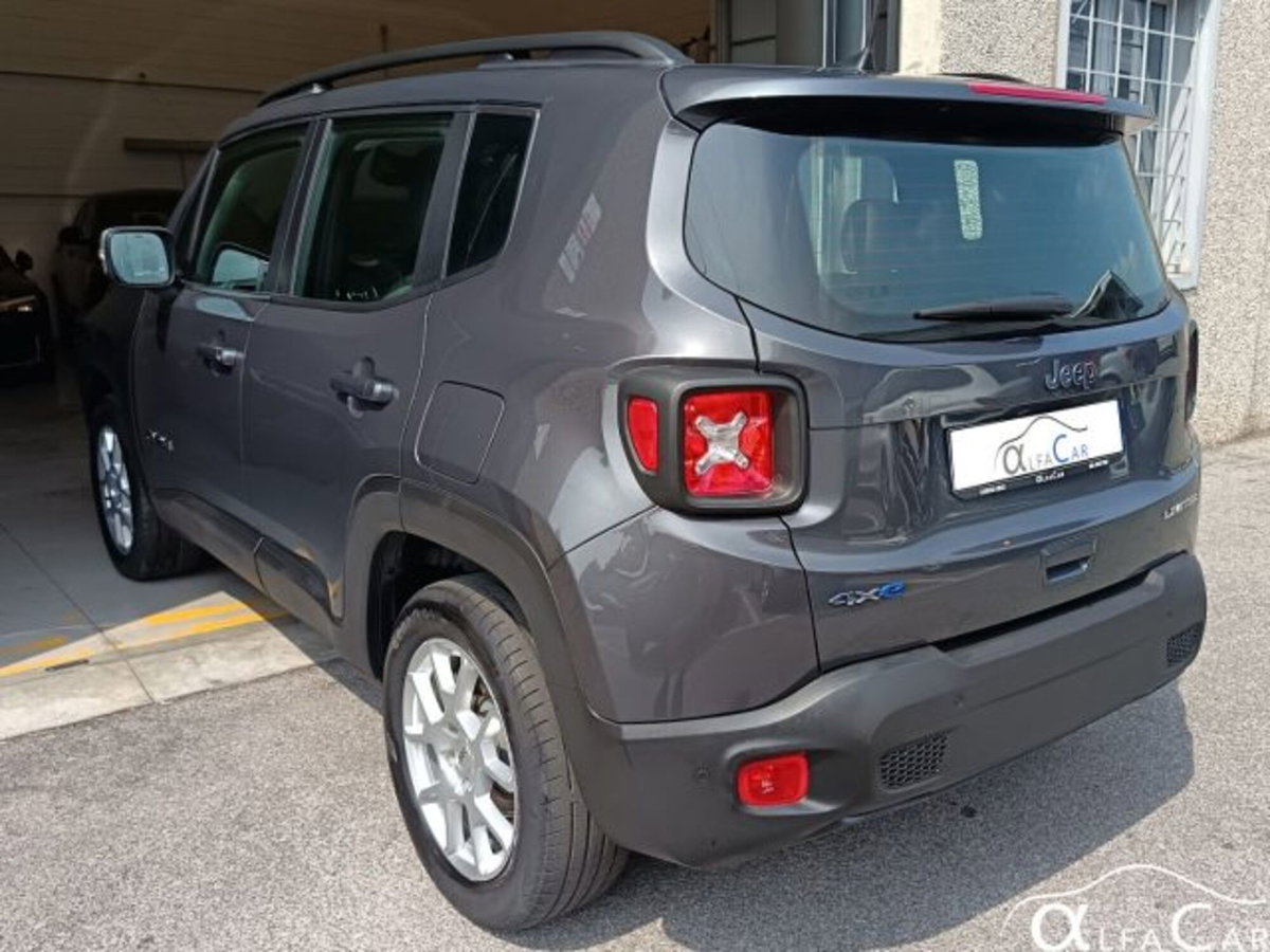 Jeep Renegade 1.3 T4 190CV PHEV 4xe AT6 Limited (8)