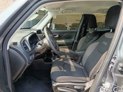 Jeep Renegade 1.3 T4 190CV PHEV 4xe AT6 Limited (9)