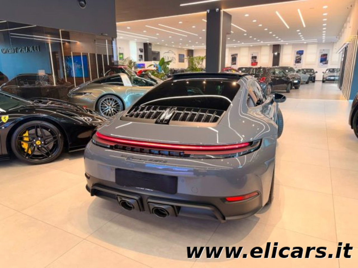 Porsche 911 Coupé 3.6 Carrera 4 GTS auto (5)