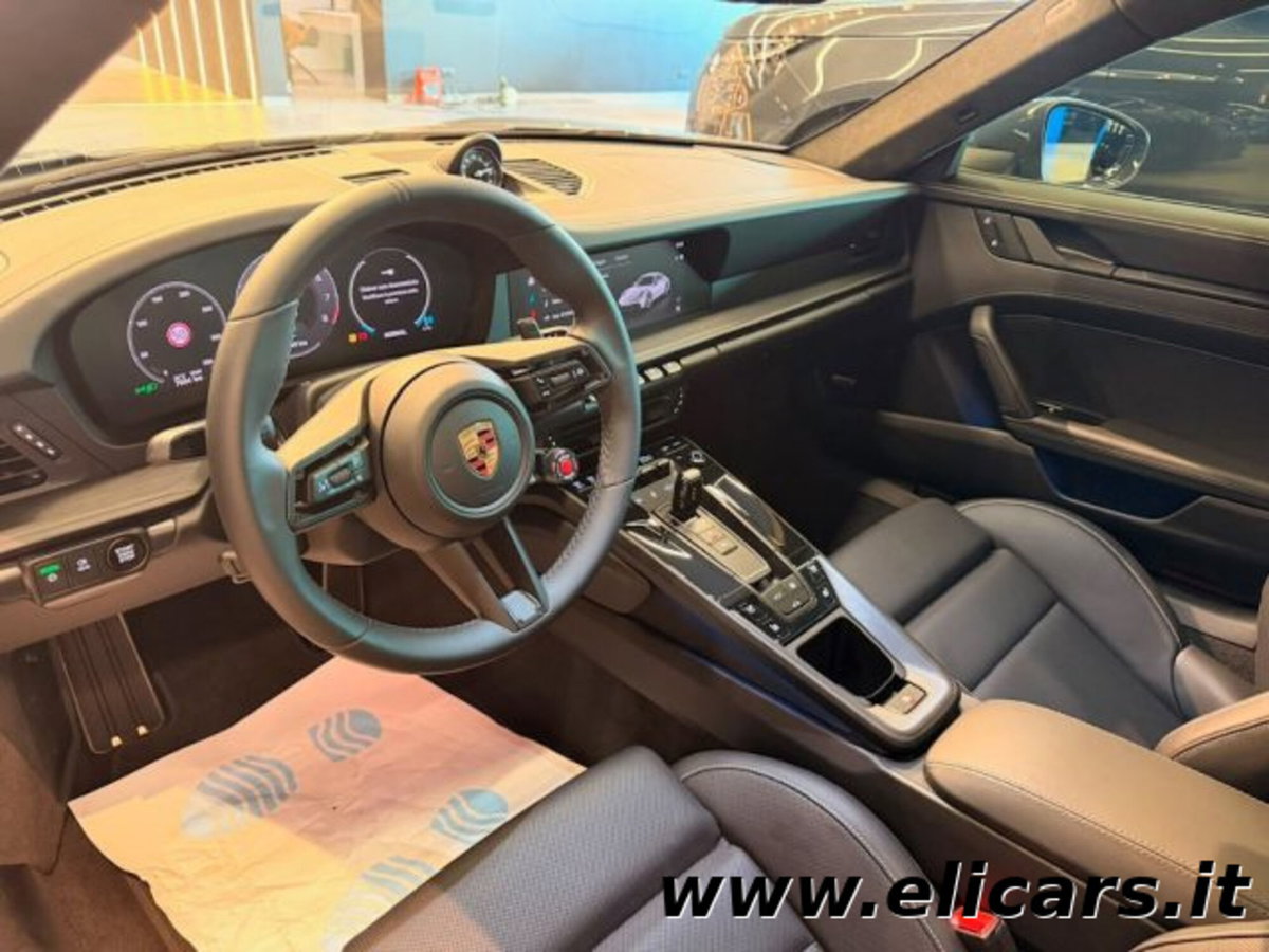 Porsche 911 Coupé 3.6 Carrera 4 GTS auto (9)