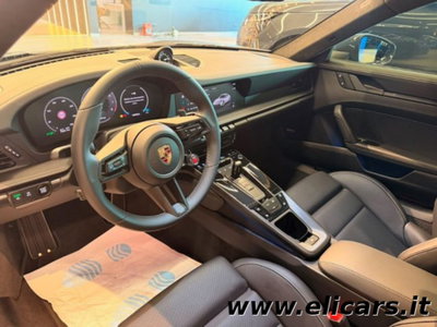 Porsche 911 Coupé 3.6 Carrera 4 GTS auto (9)