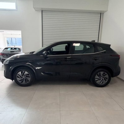 Nissan Qashqai 1.3 mhev Business 2wd 158cv xtronic (4)