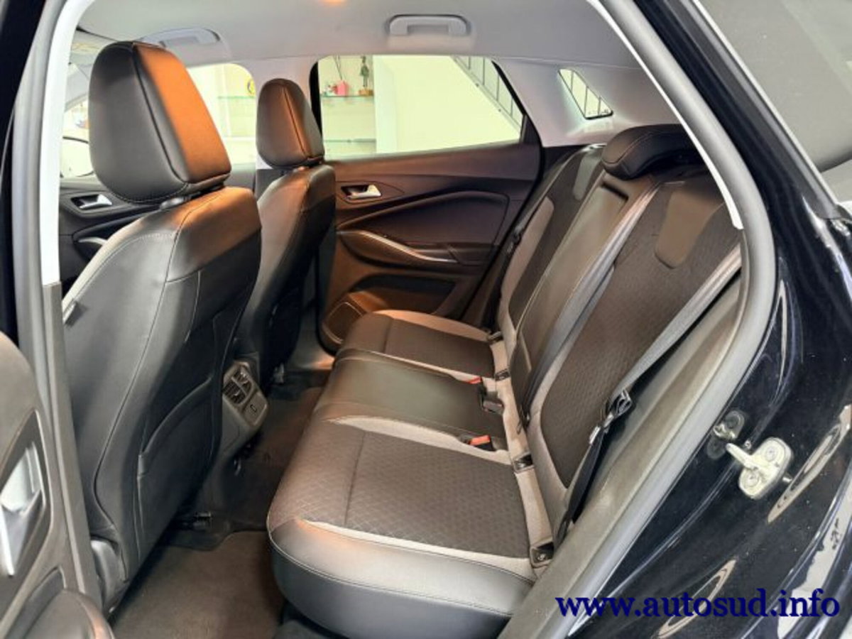 Opel Grandland X 1.5 diesel Ecotec Start&Stop Business (16)