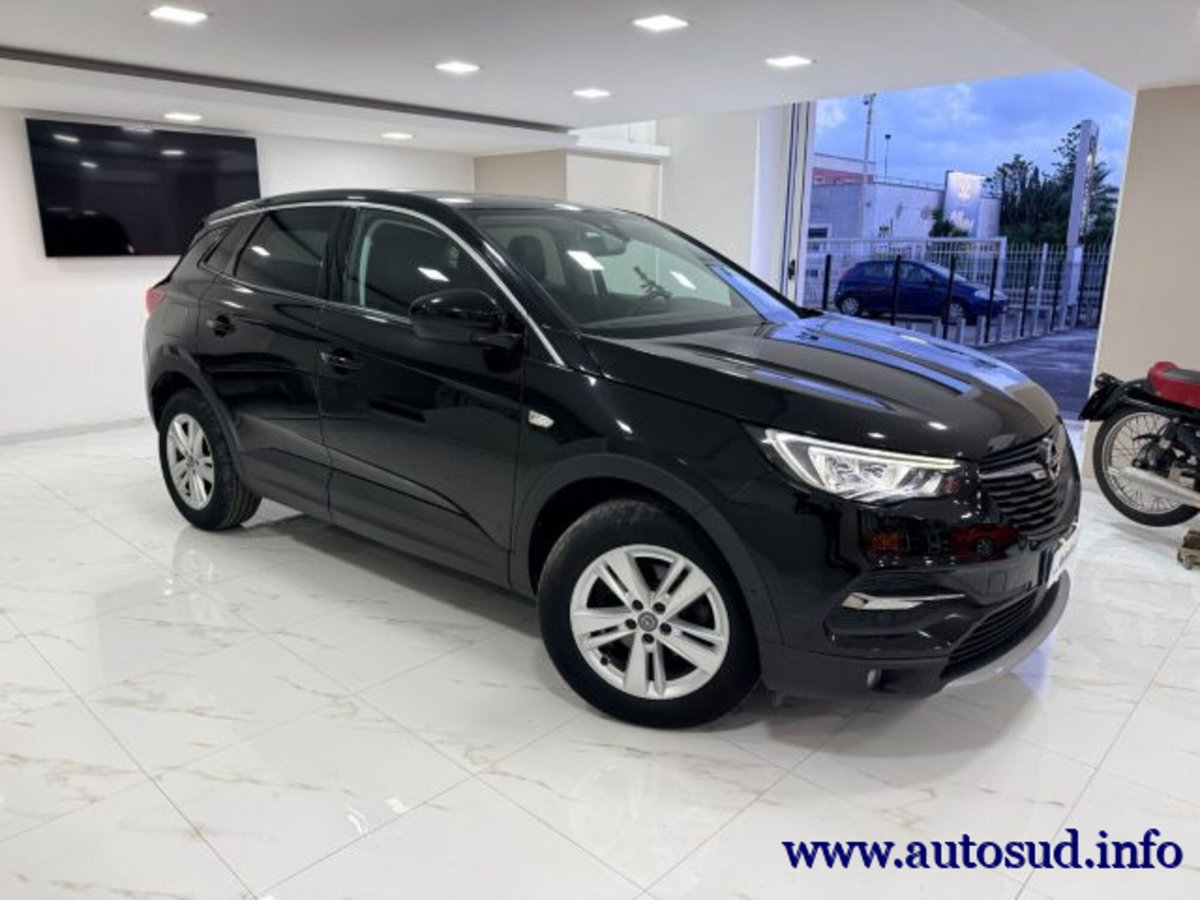 Opel Grandland X 1.5 diesel Ecotec Start&Stop Business (7)