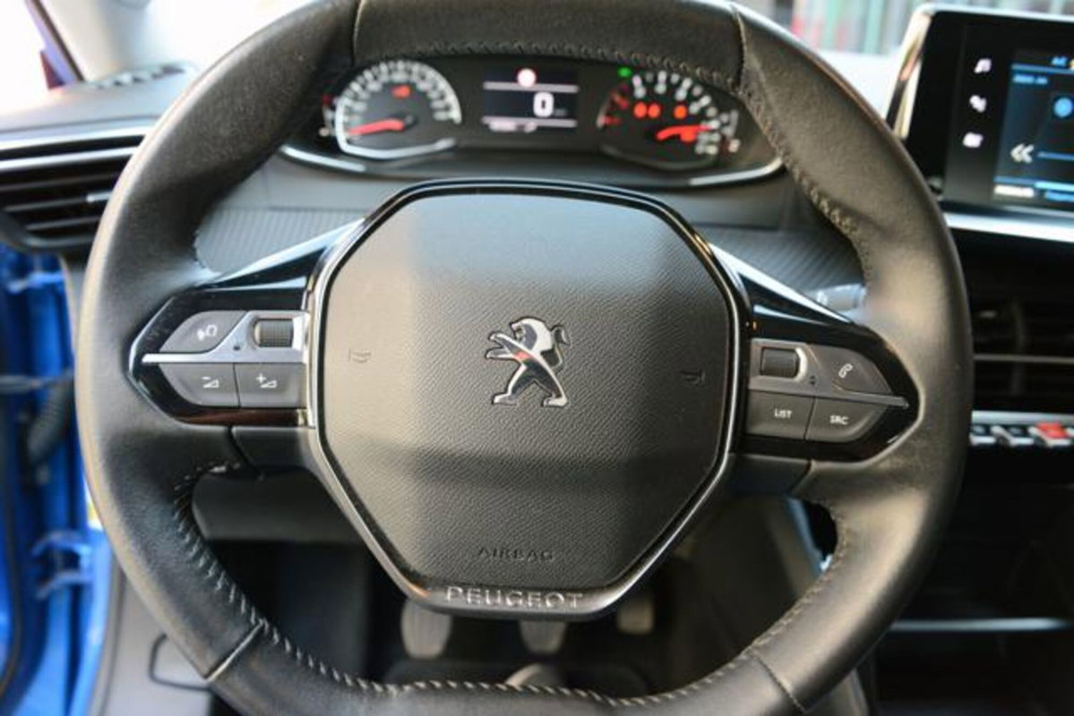 Peugeot 2008 PureTech 100 S&S Active Pack (18)