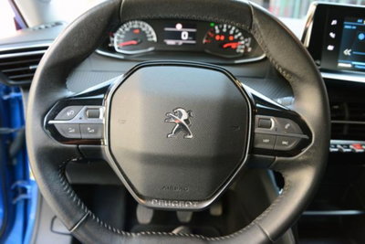 Peugeot 2008 PureTech 100 S&S Active Pack (18)