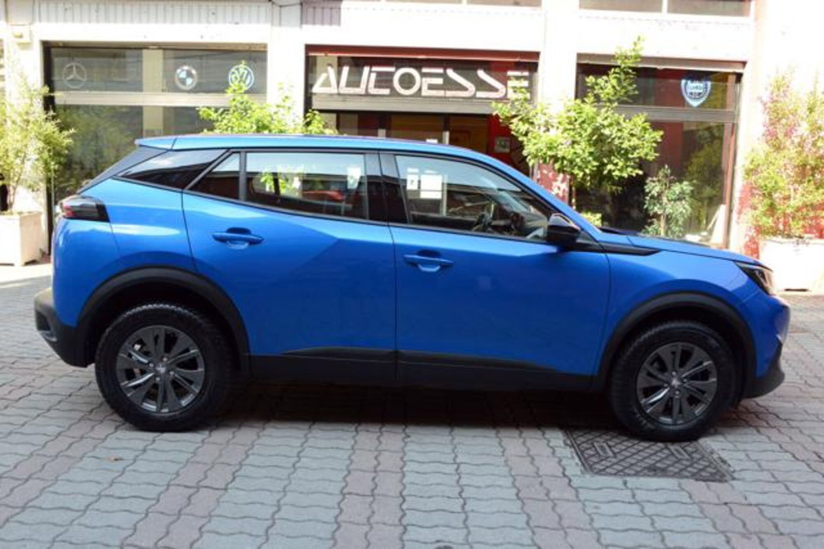 Peugeot 2008 PureTech 100 S&S Active Pack (4)