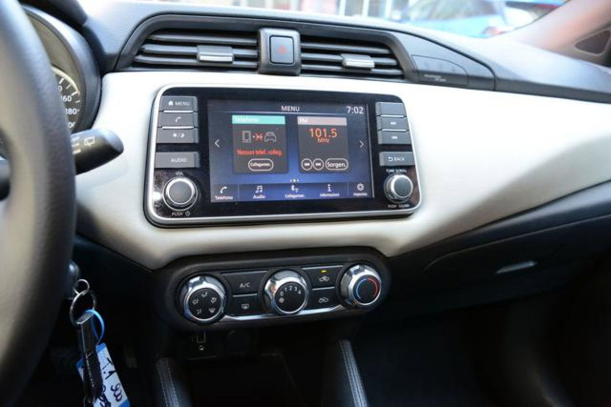 Nissan Micra IG-T 92 Xtronic 5 porte Acenta (12)