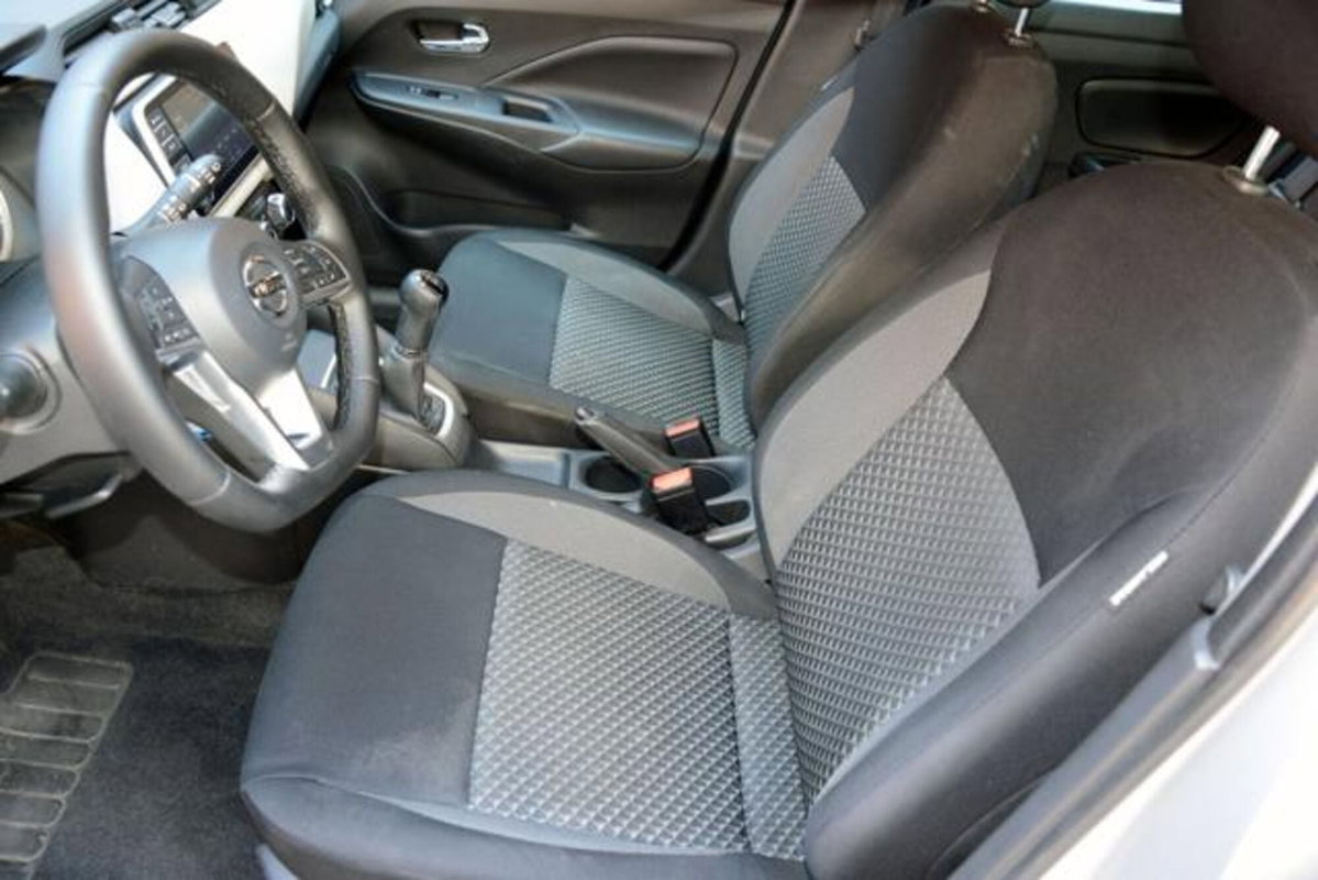 Nissan Micra IG-T 92 Xtronic 5 porte Acenta (9)