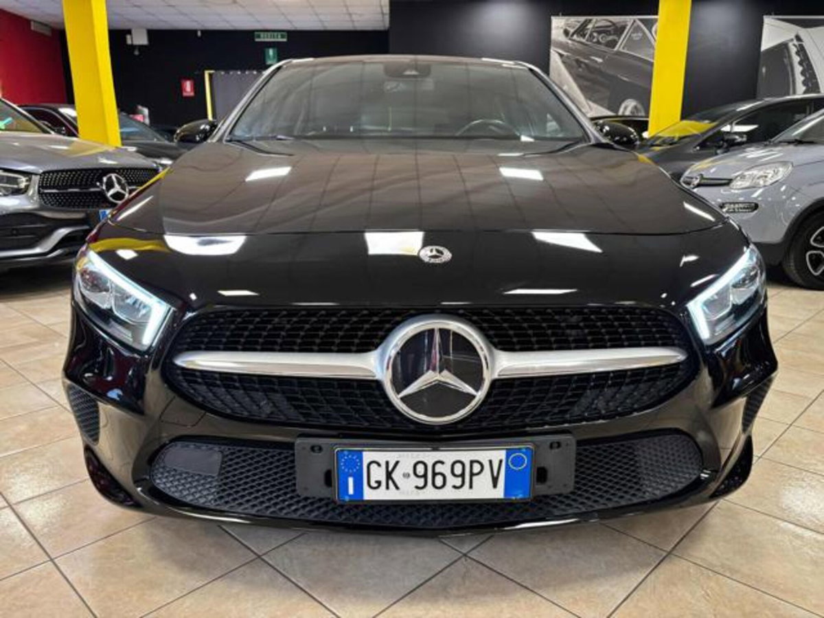 Mercedes-Benz Classe A 180 d AMG Line Premium Plus auto (3)