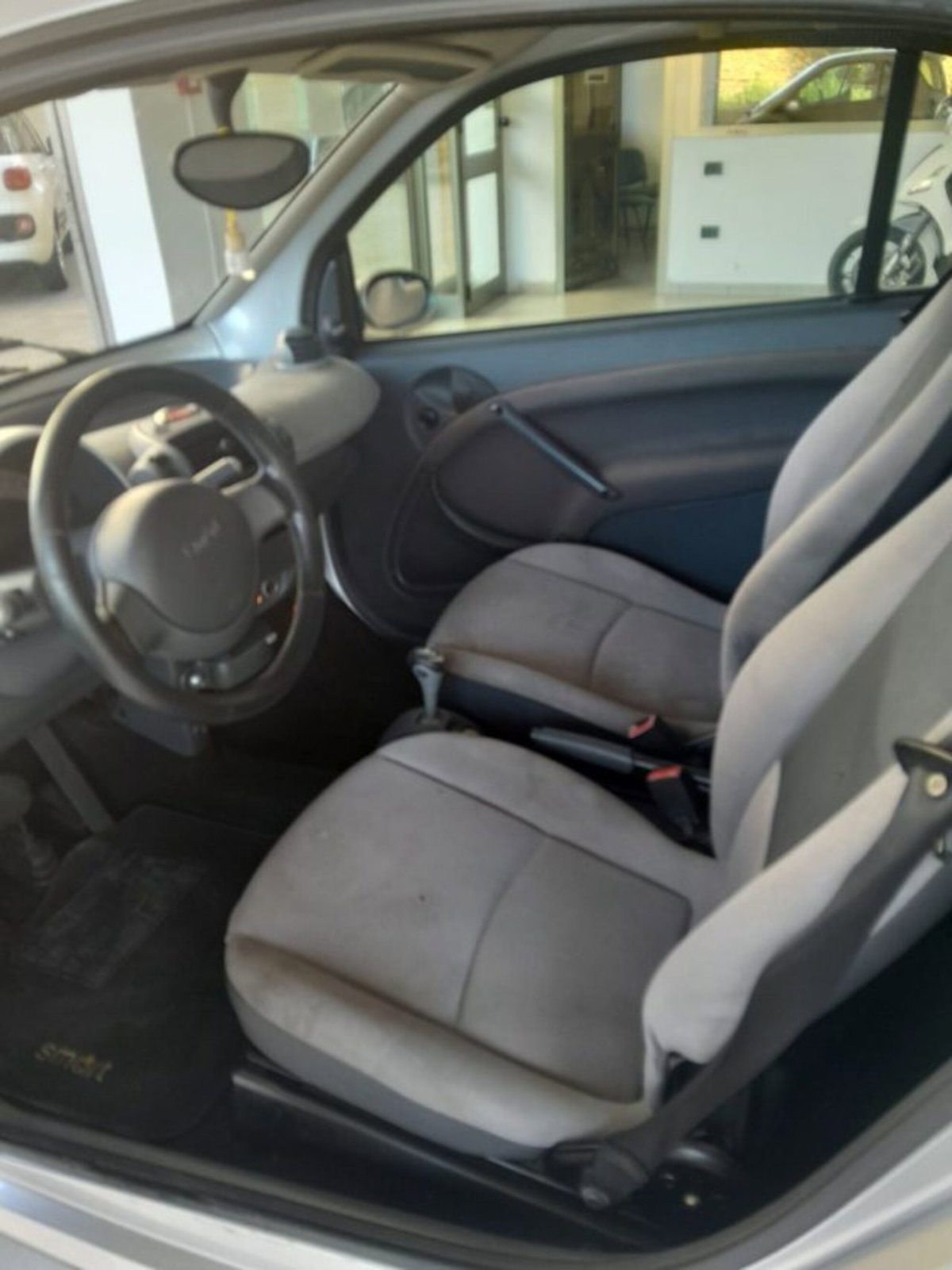 smart Fortwo 1000 45 kW MHD coupé pure (8)