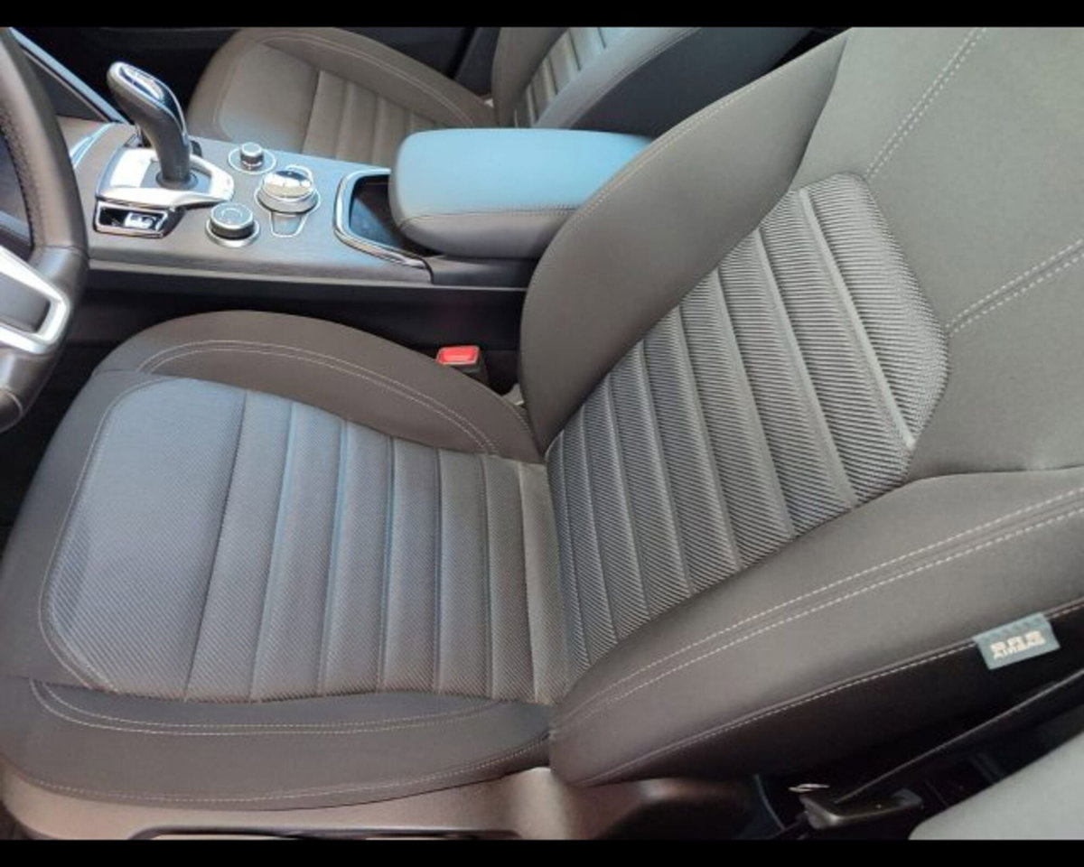Alfa Romeo Stelvio Stelvio 2.2 Turbodiesel 160 CV AT8 RWD Sprint (6)